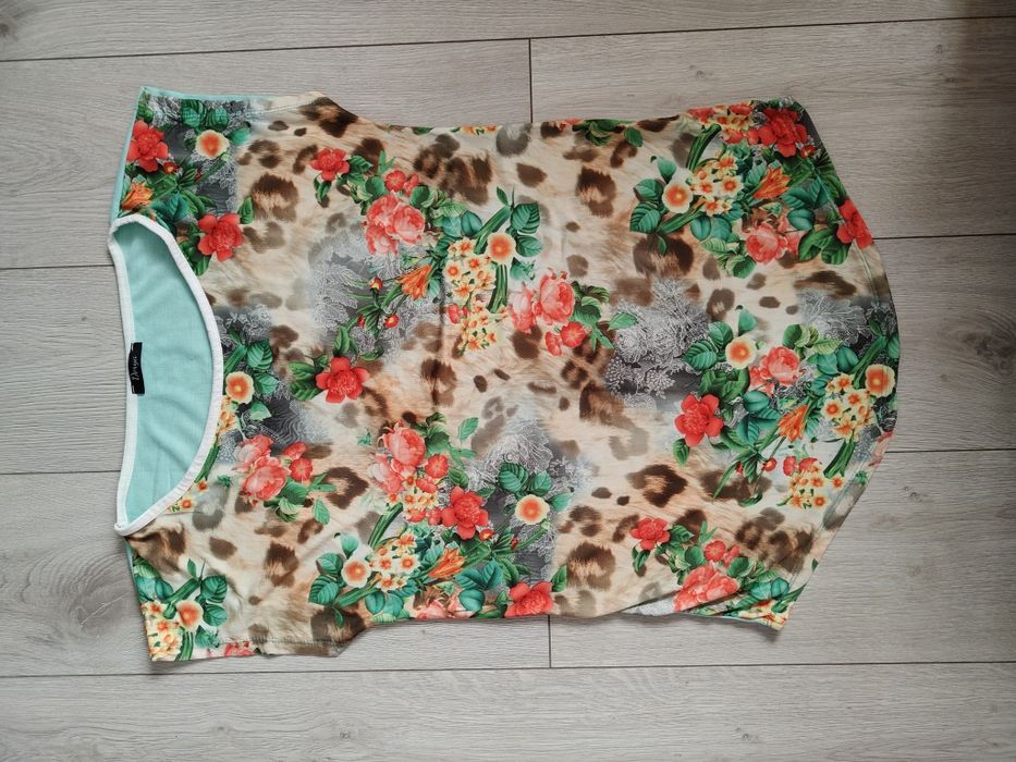 Bluzka damska z krótkim rękawem