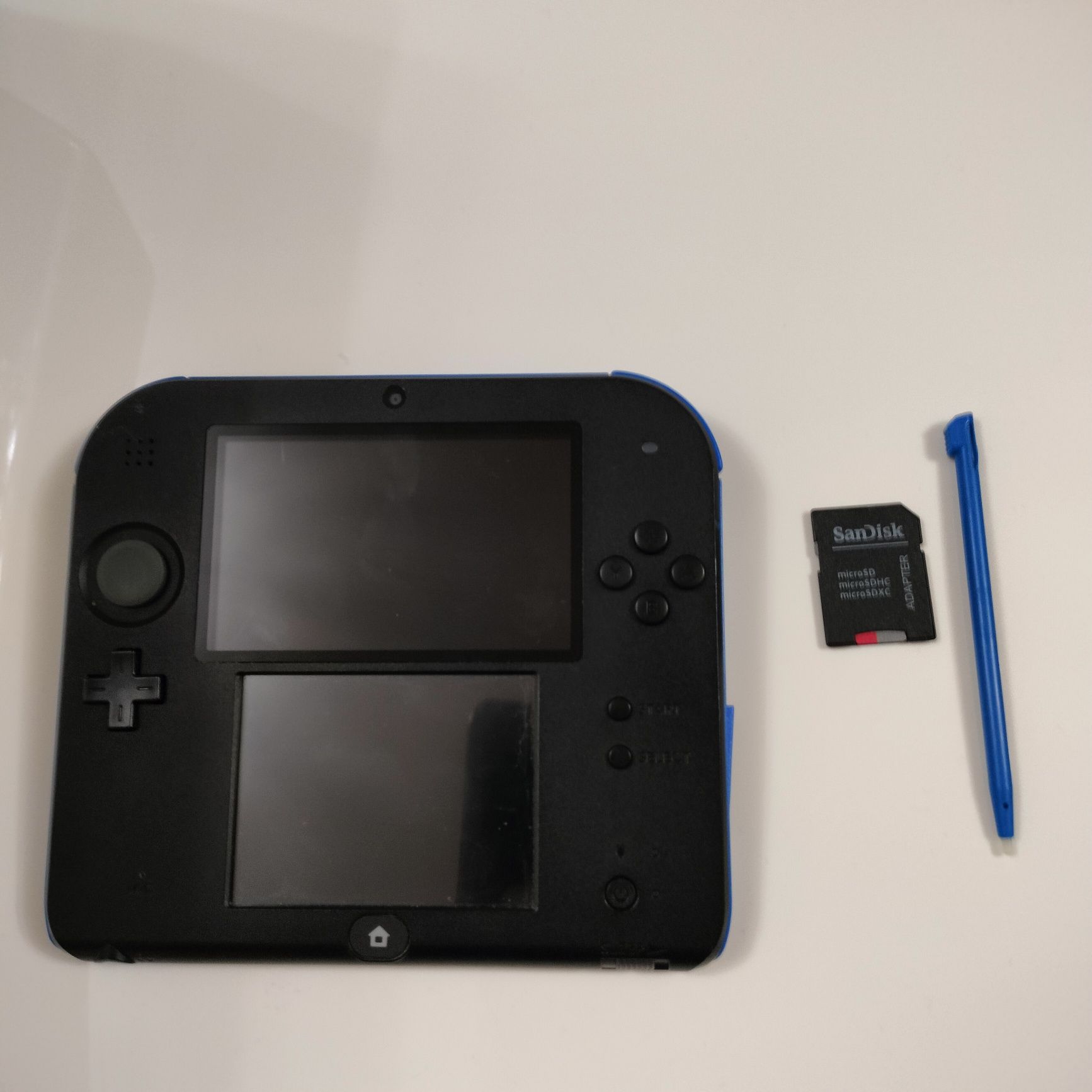 Konsola Nintendo 2 ds