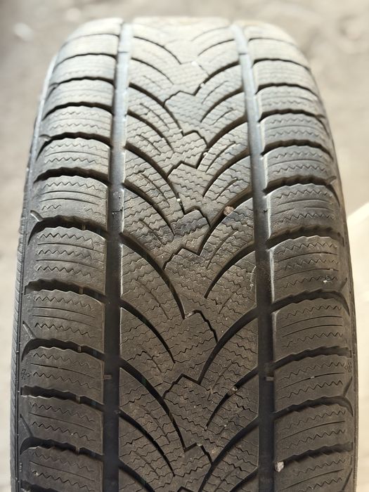 Титанові легкосплавні диски R18 з зимовою гумою