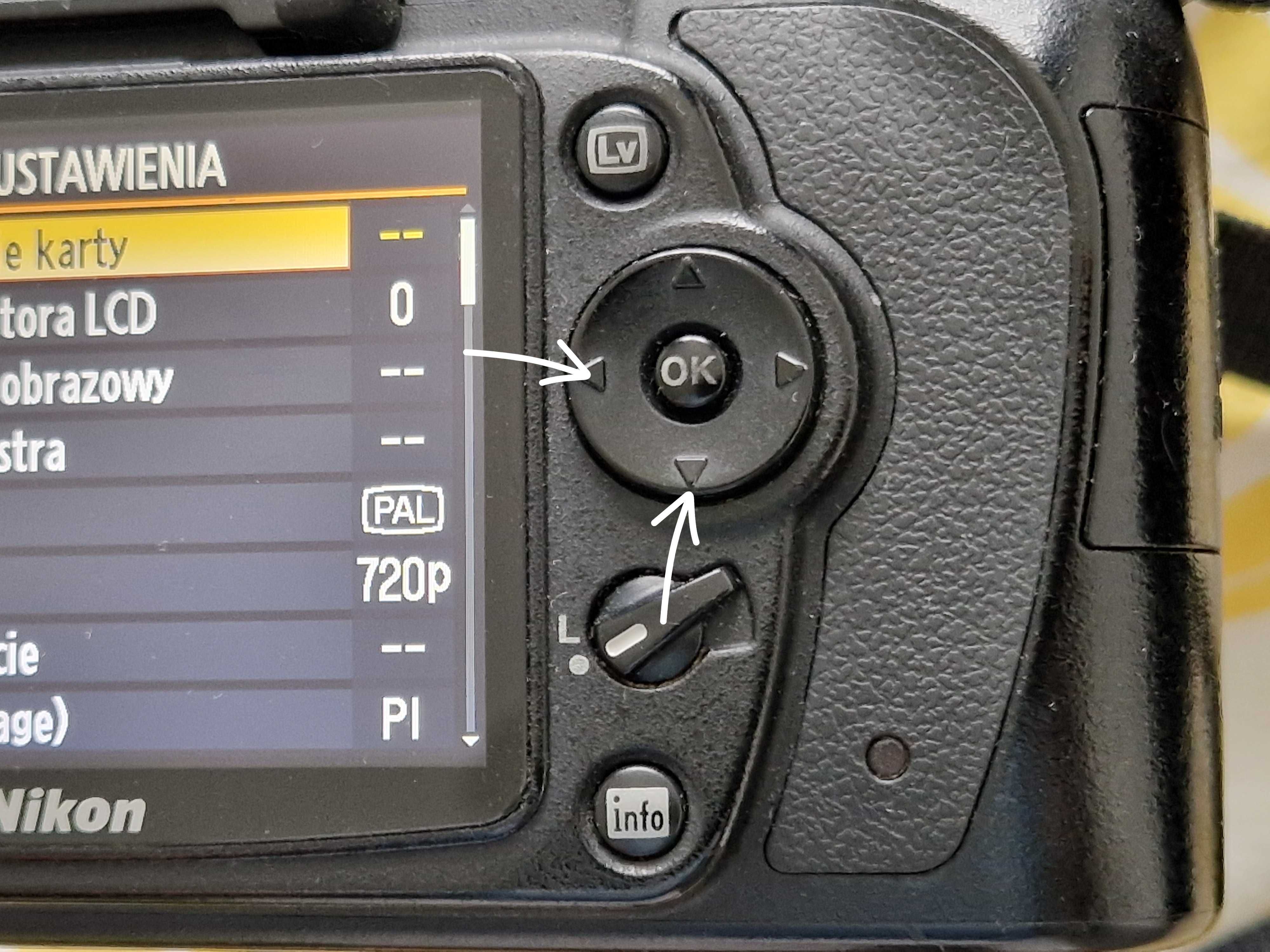 Nikon D 90 + obiektyw Nikkor 18-55 + torba