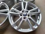 [740] Felgi aluminiowe 17 Cali 5x112 ET40 7Jx17H2 VW! R Design