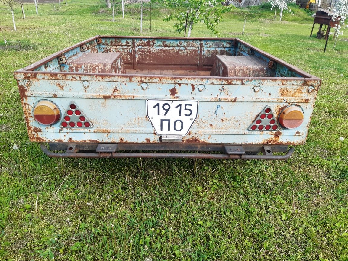 Прицеп легковий.