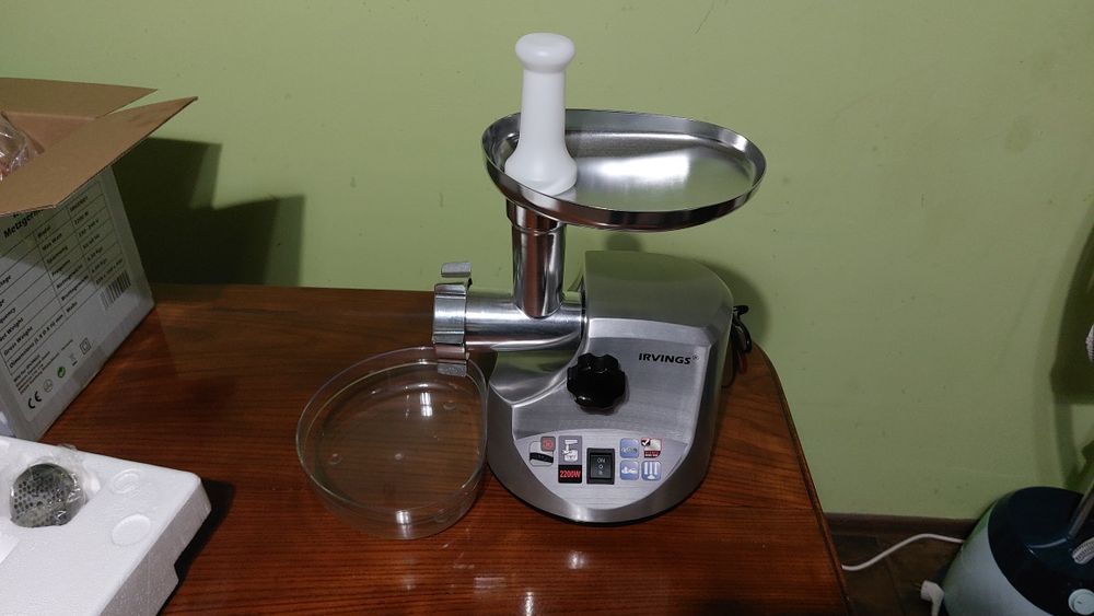Мясорубка нова Німеччина Irvings 2200Вт IMGEM01