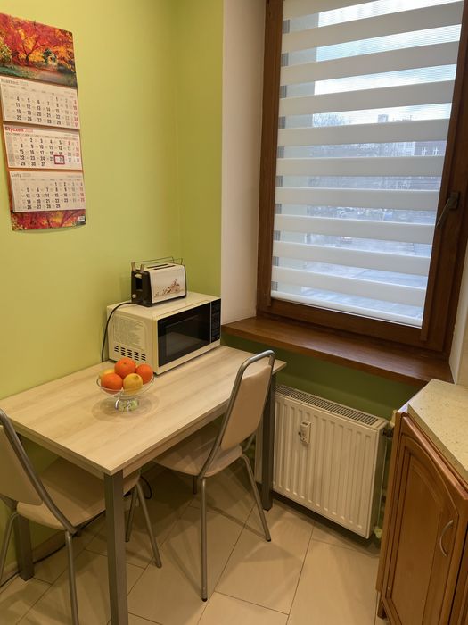 Sprzedam mieszkanie. Ścisłe centrum. Garaż*