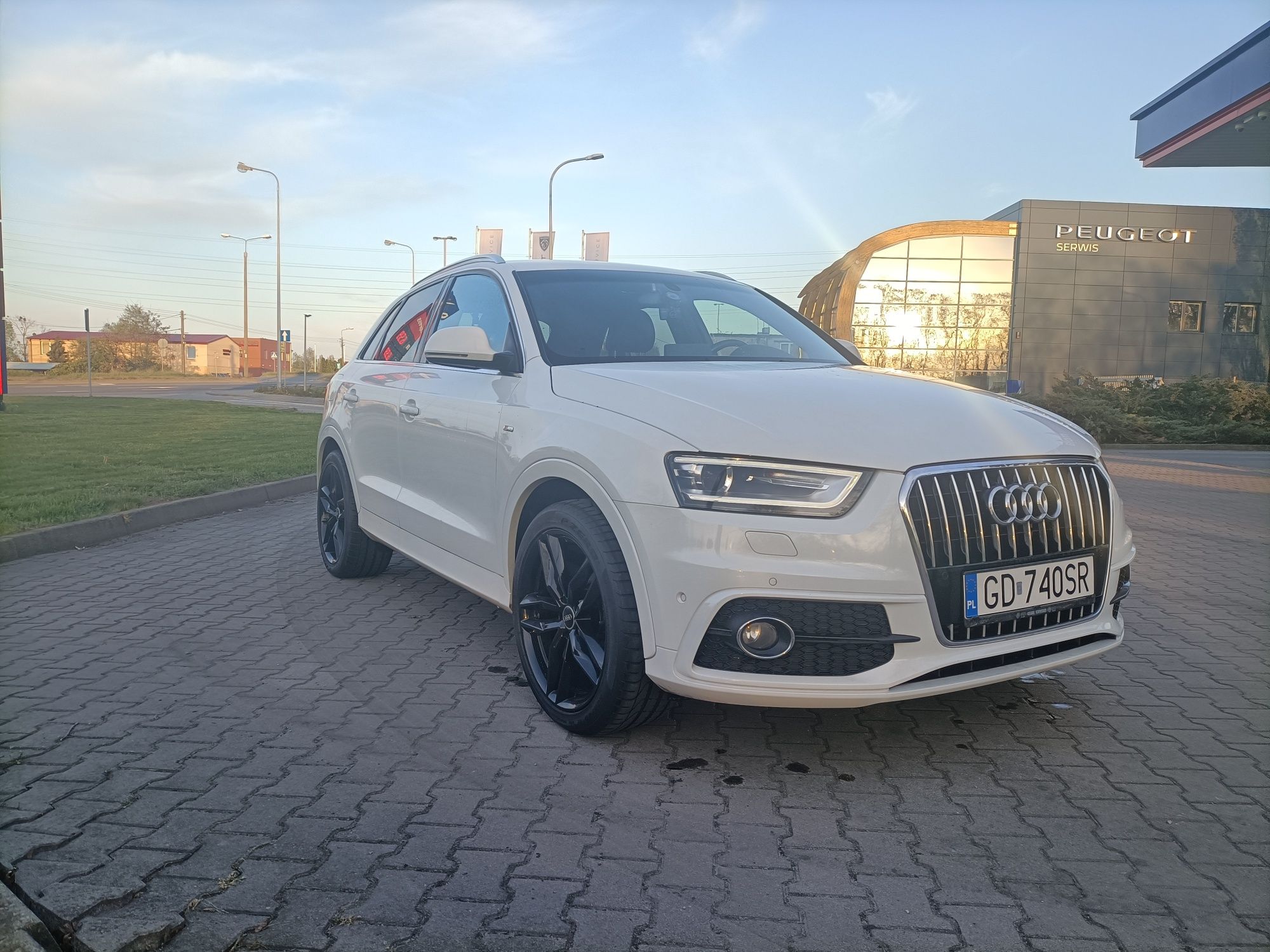 Audi Q3 2,0tdi  127tys przebiegu