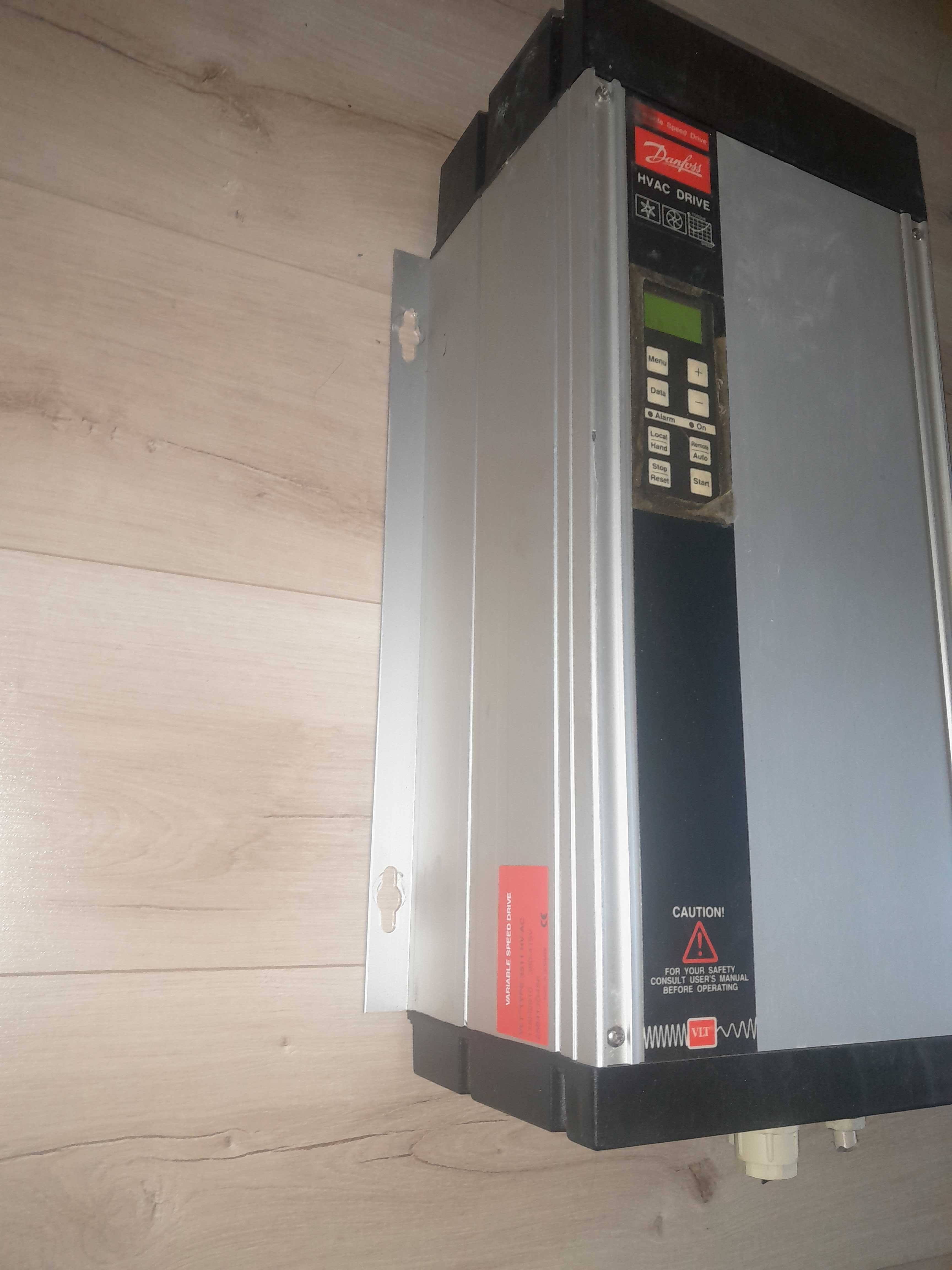 Falownik Danfoss VLT3511 HV-AC 7,5kW