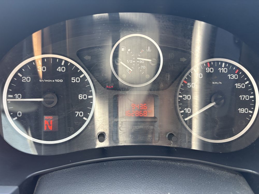 Peugeot Partner 1.6 HDI AUTOMATICA