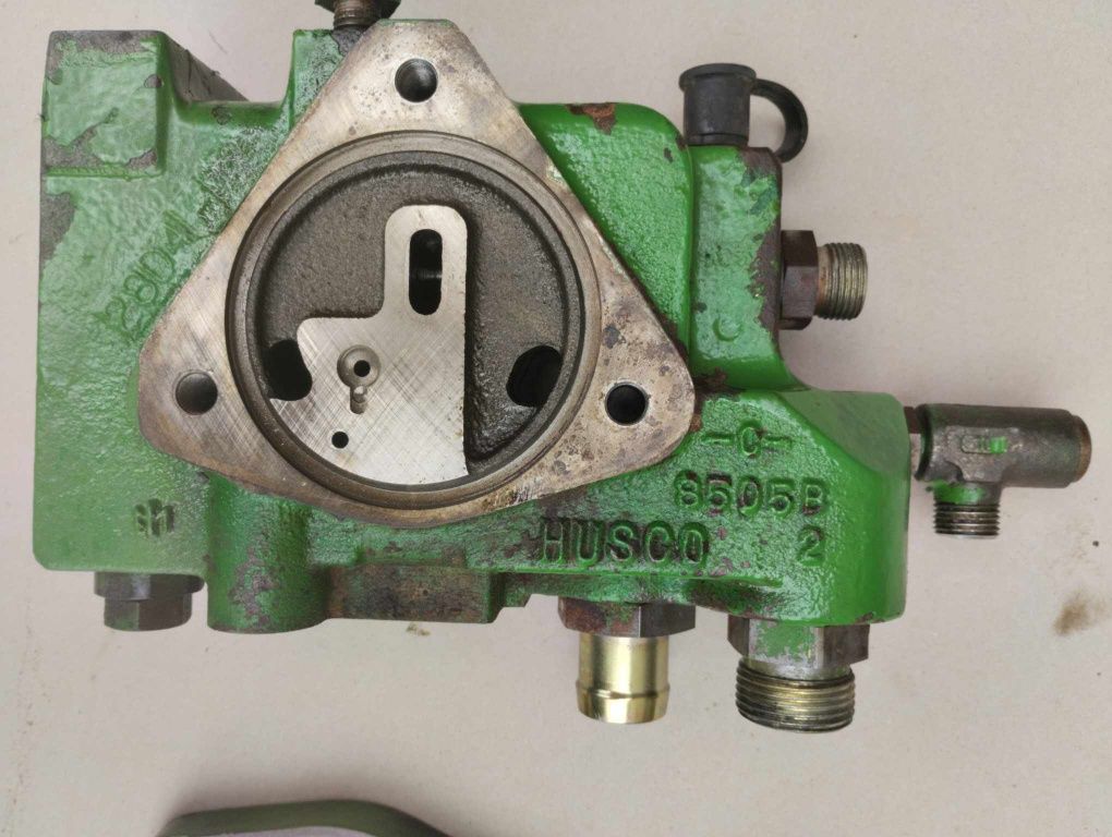 Sekcja hydrauliki ,zawór priorytetowy/rozdzielacz john deere
