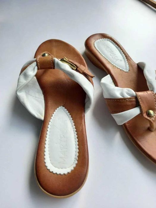 Модні жіночі в'єтнамки з натуральної шкіри розмір 39 Mariposa