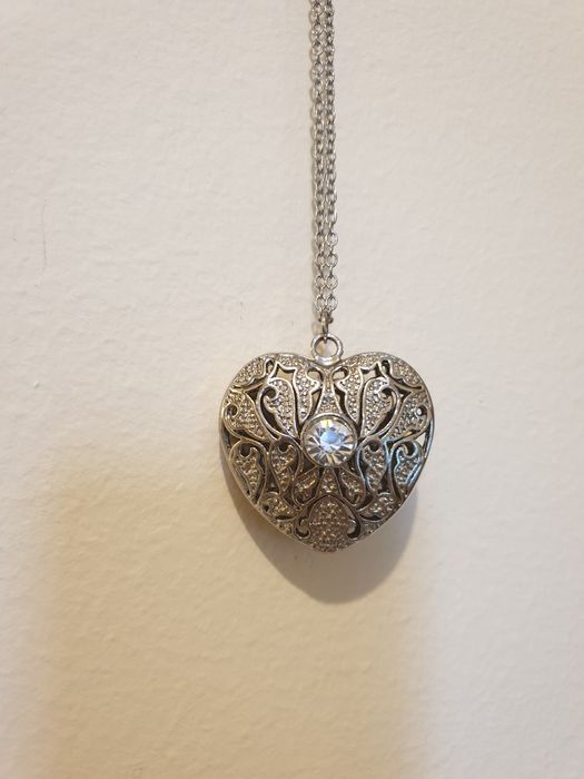 Masywny wisior-serce