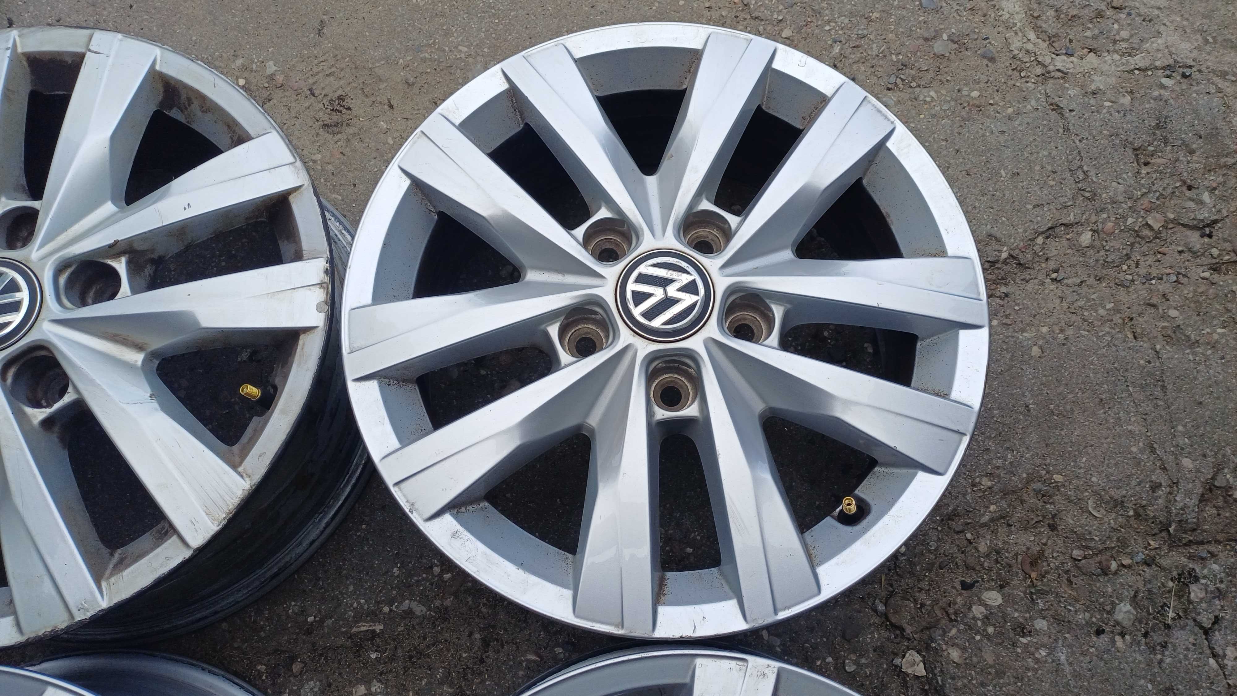 Felgi aluminiowe Vw Transporter T5 T6 T7 Crafter 2 Man TGE 5x120 16"