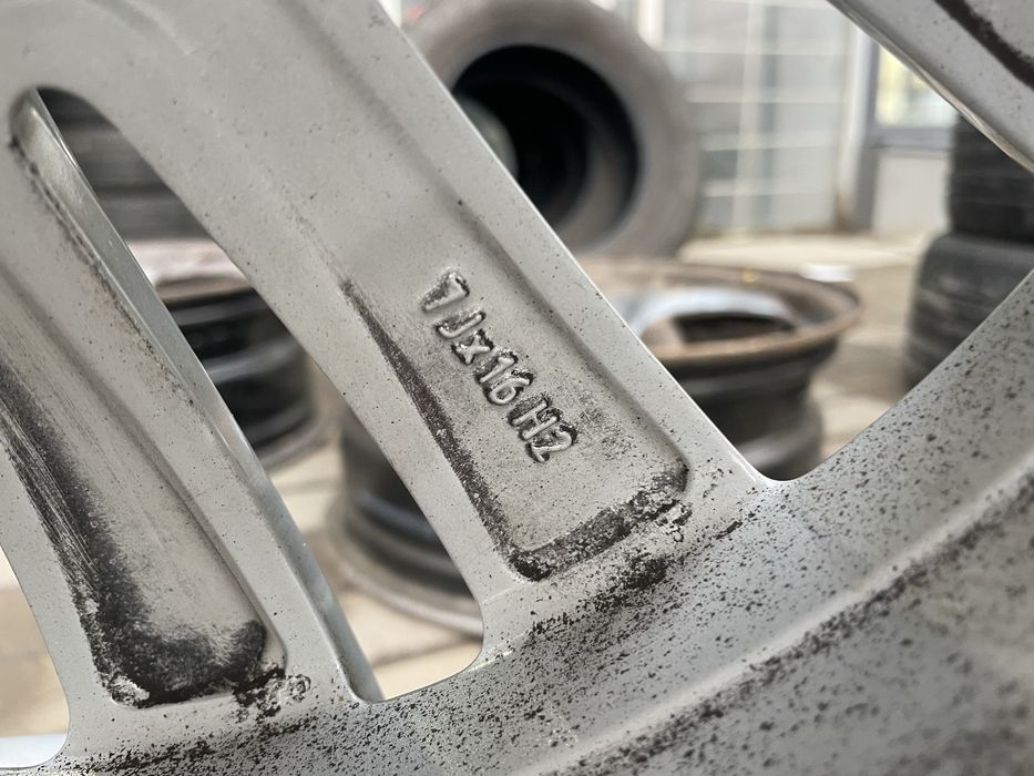 Диски R16 легкосплавні оригінал BMW;5*120