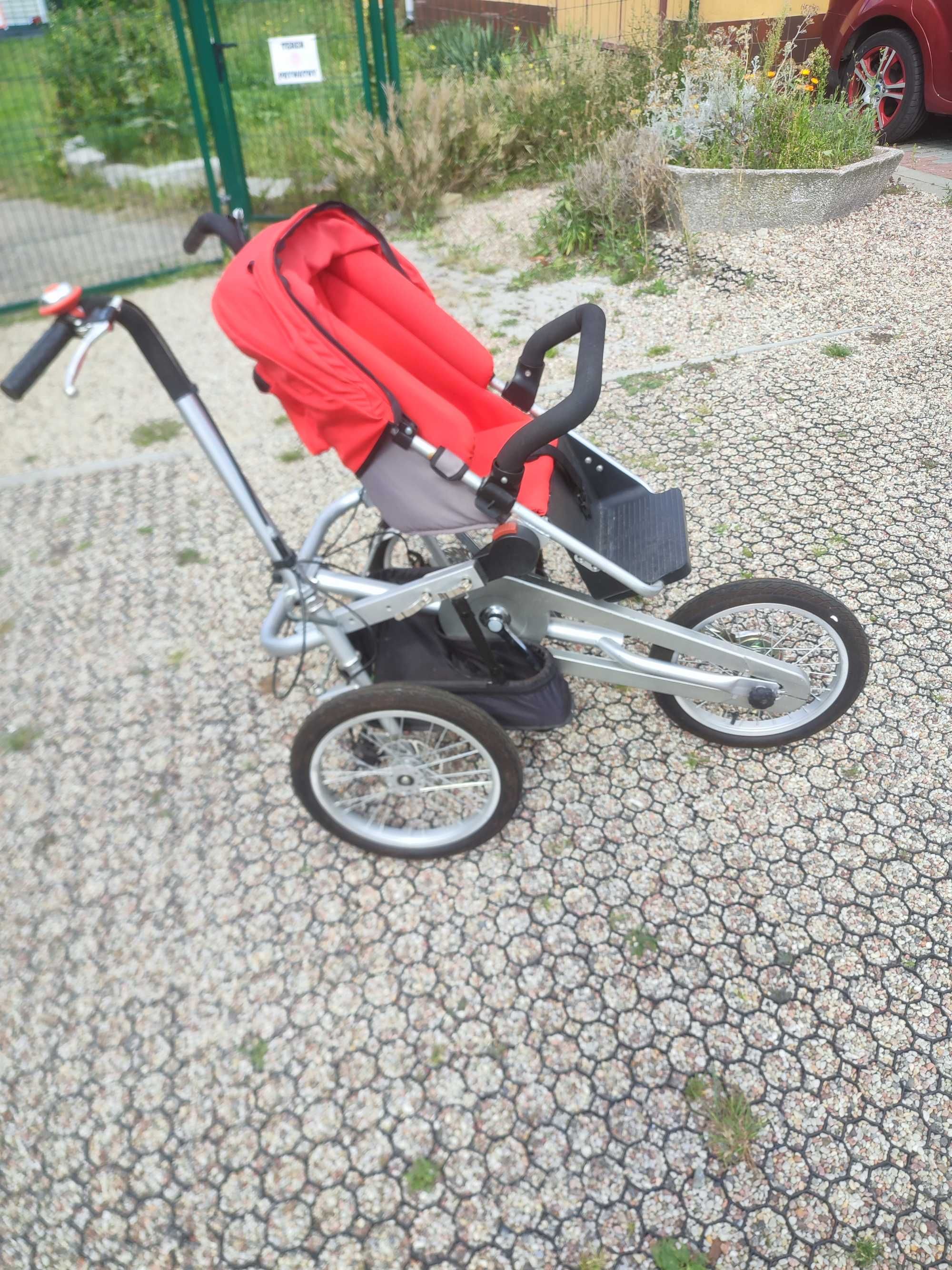 Rower z wózkiem dla dziecka