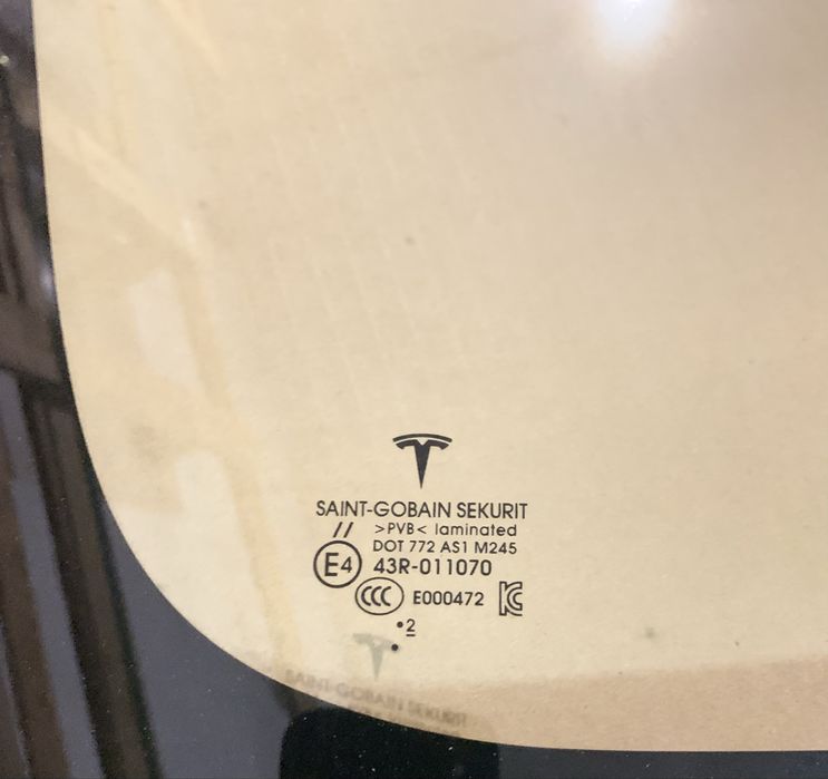 Лобове скло Tesla Model 3 2022 рест. Нове оригінал
