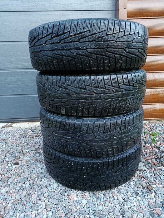 Резина Nokian Nordman RS2 215/65/16 зима