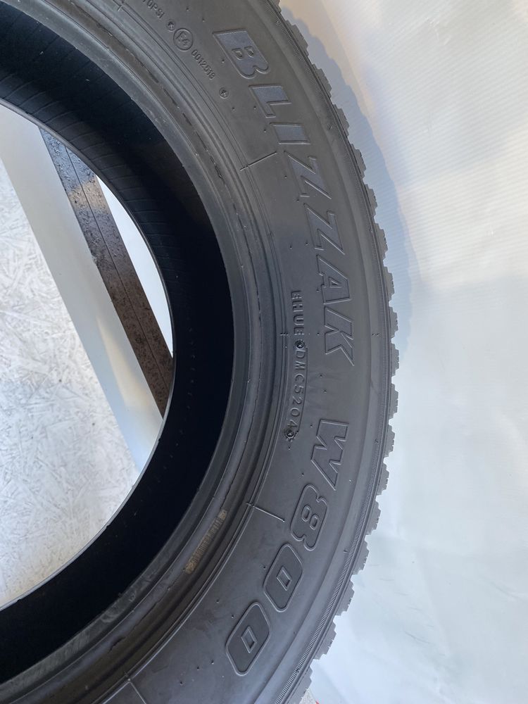 Opona pojedyncza 215/65/16 C Bridgestone Blizzak 8,7 mm