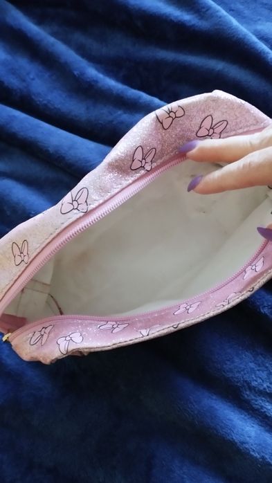 Różowa kosmetyczka