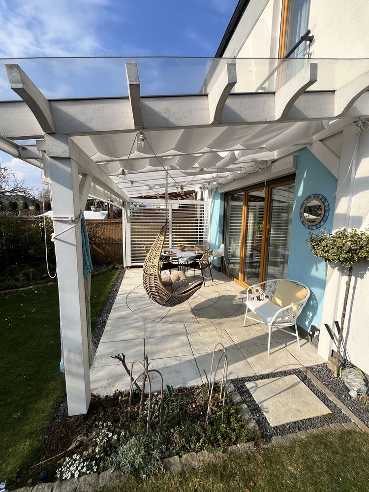 Zadaszenie tarasu pergola ruchome deseczki