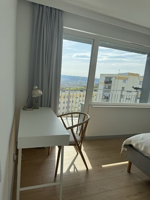 Zamień-nowe 3 pokoje z widokiem na morze, 2 balkony , loggia,