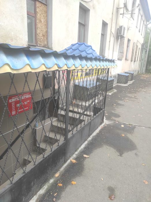 Продається  нежитлове приміщення