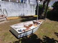 Barco à vela Optimist
