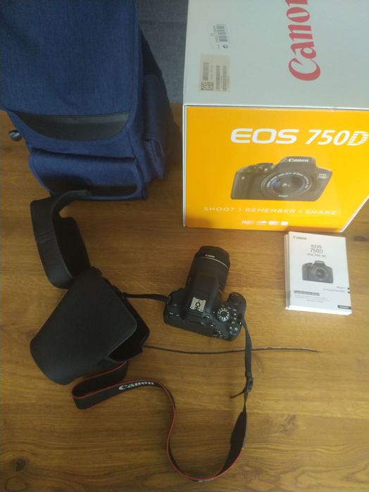 EOS 750d + EF-S 18-55mm F3.5-5.6 IS STM + Bolsa original Canon