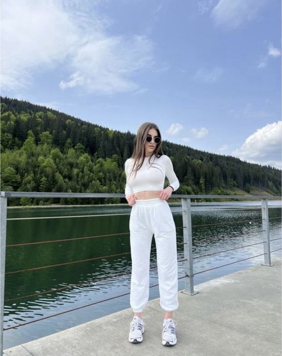 Укорочена кофта, топ