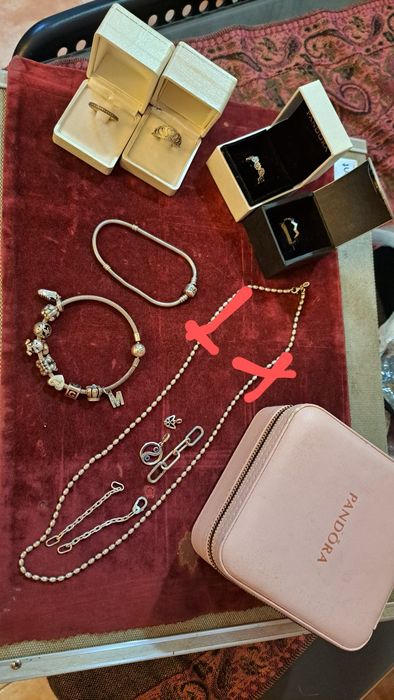 Pandora pratas original.