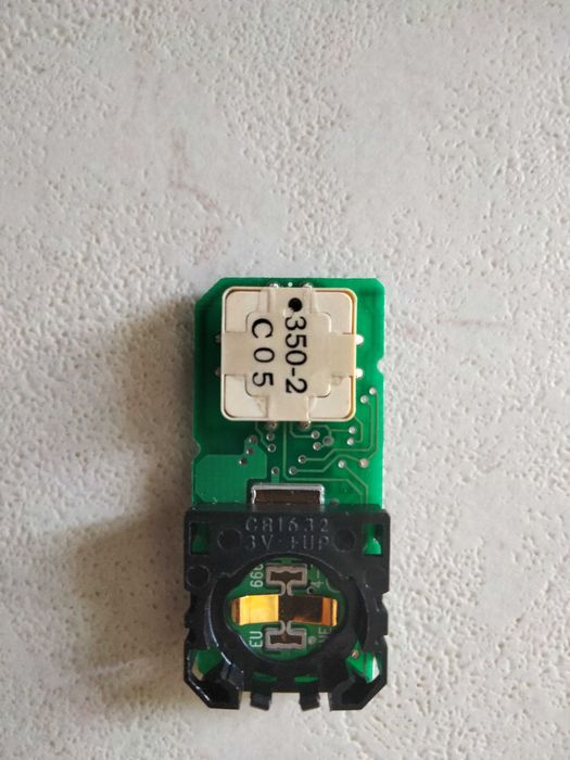 Смарт ключ  Toyota Land Cruiser Smart Key 3 кнопки