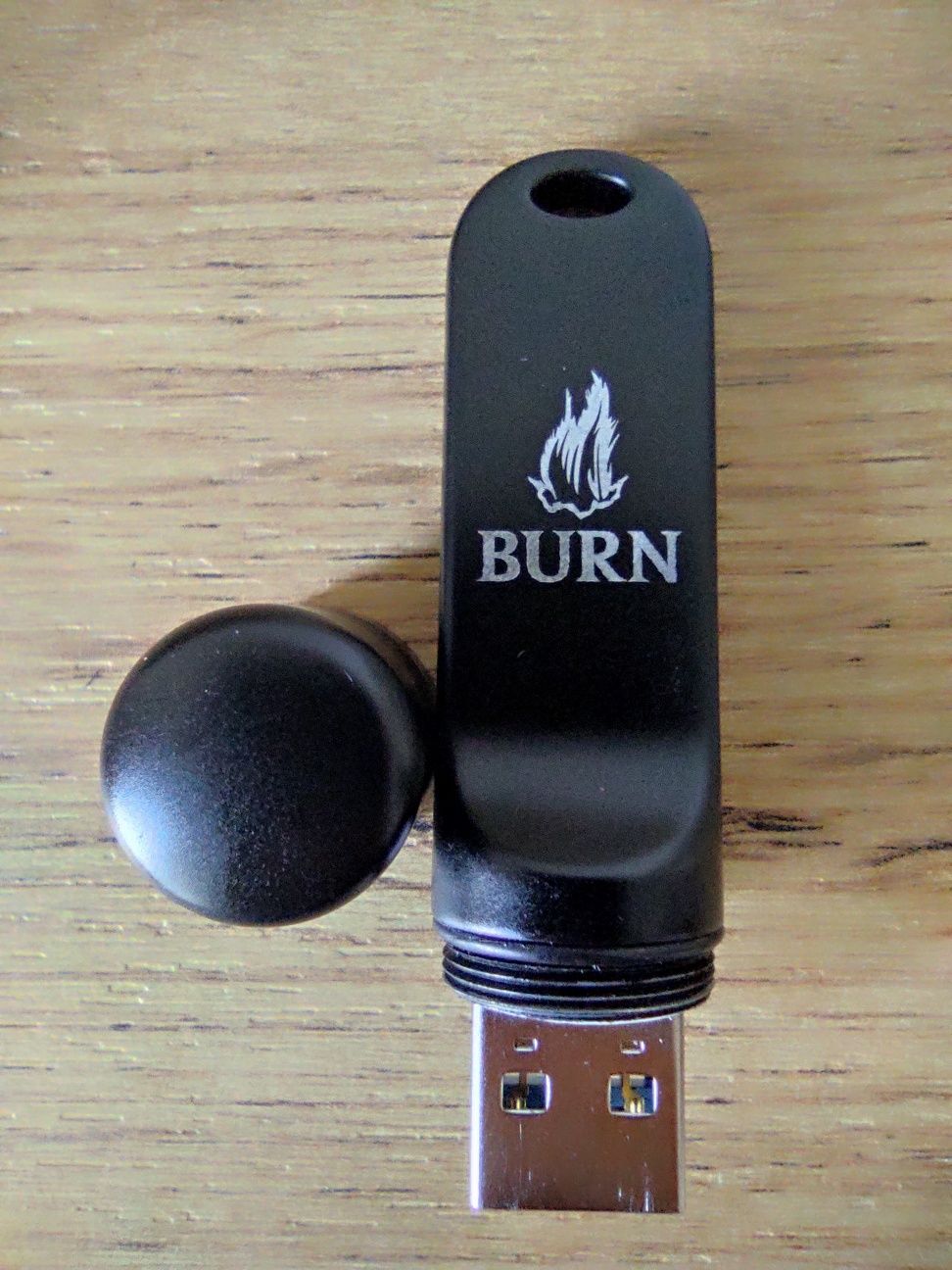 Водонепроникний USB flash накопичувач 8 ГБ від BURN™ Флешка юсб