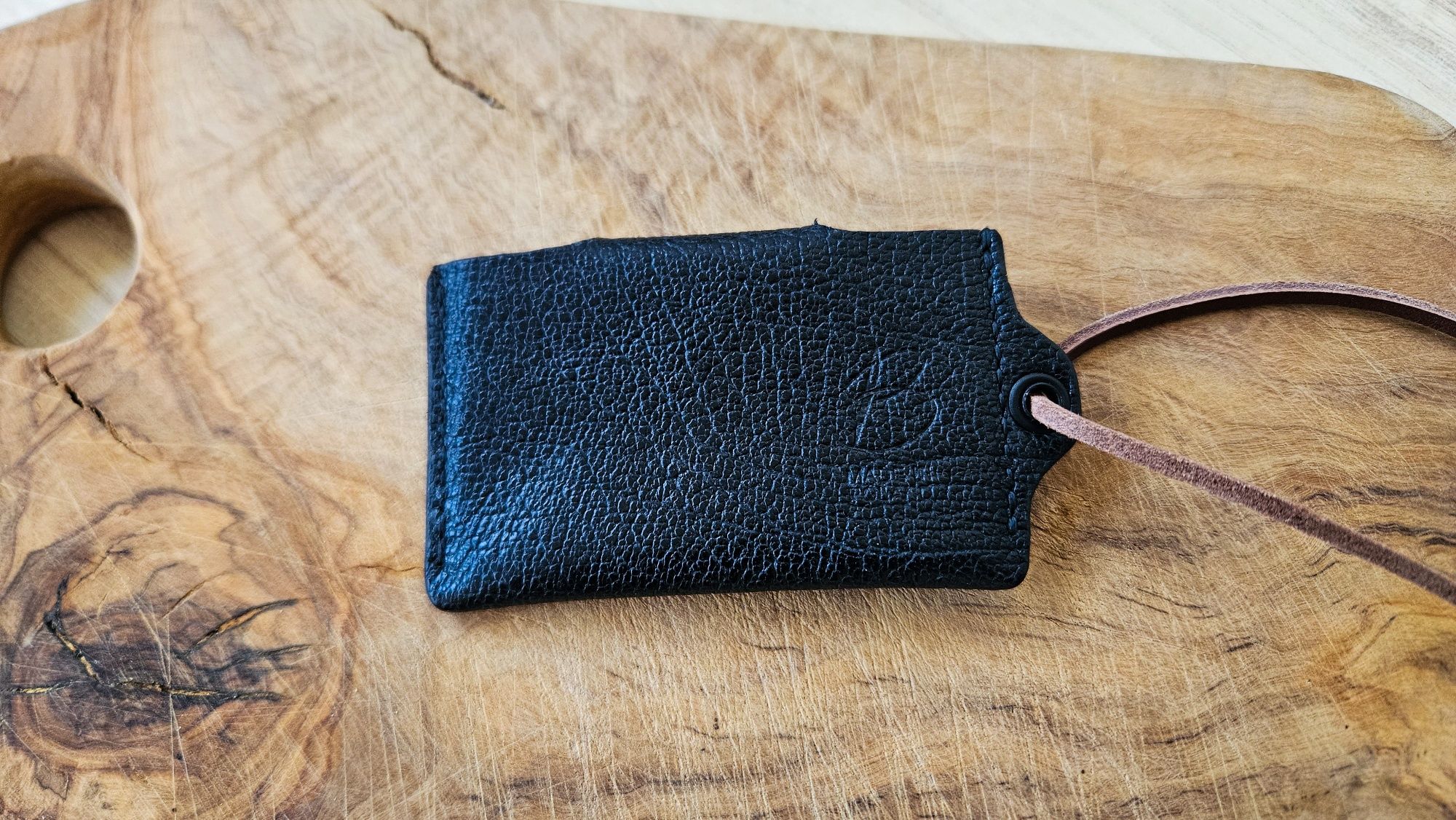 Borubar Skóroszyj - mini portfel ze skóry bizona