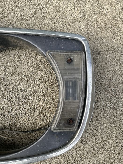 Grelha frontal volvo 140, 142 e 144