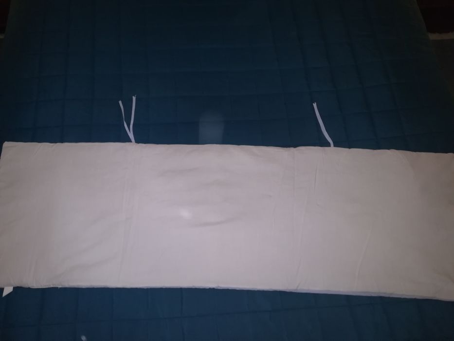 Protecção / contorno de berço