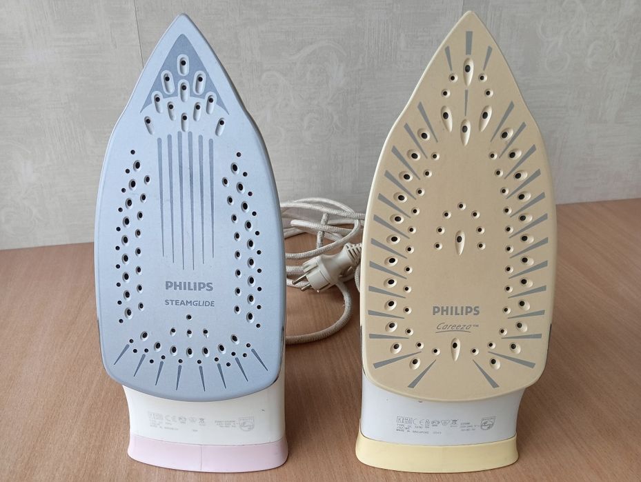 Праски Philips EasyCare 3230 та GC3310  2200 W