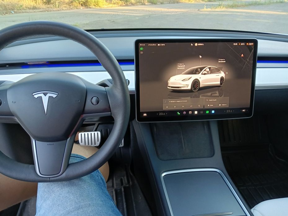 Tesla model 3 performance