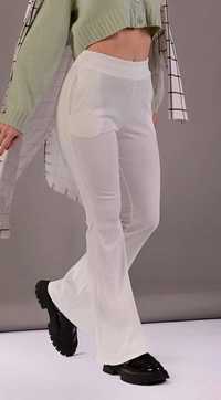 Літні білі брюки