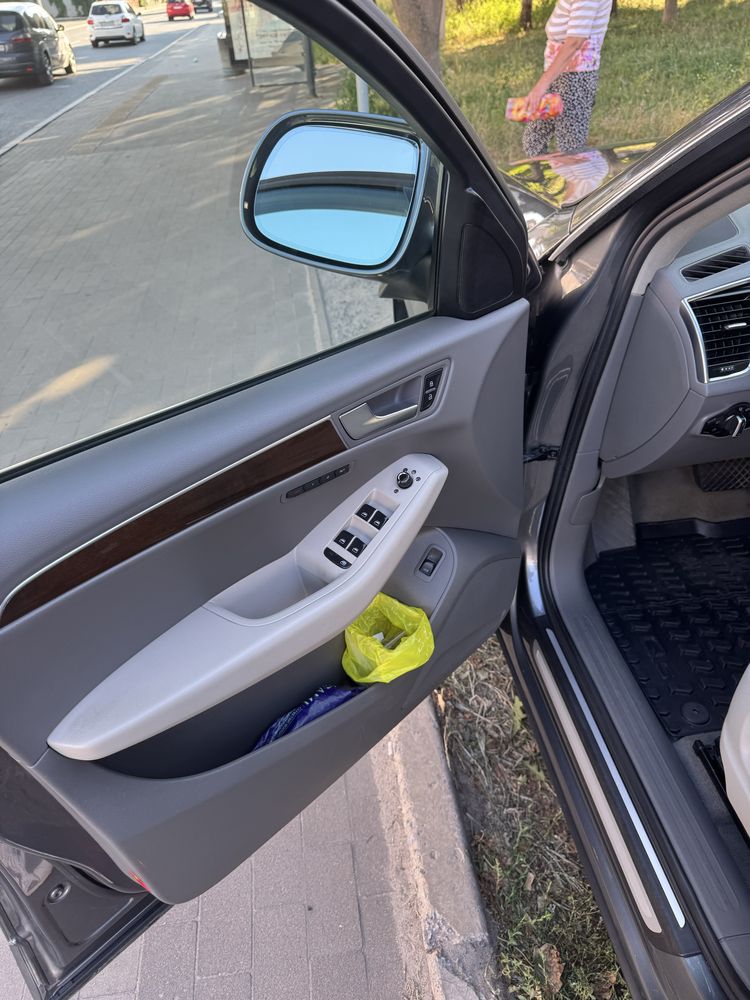 Audi q5 Premium Plus