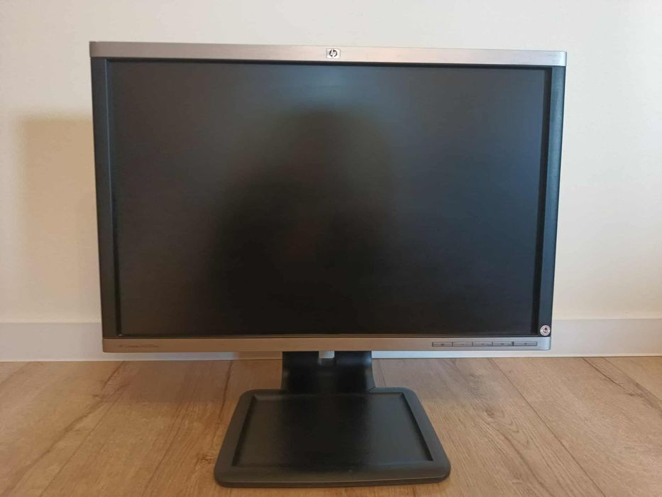 Monitor HP Compaq LA2205wg-22"