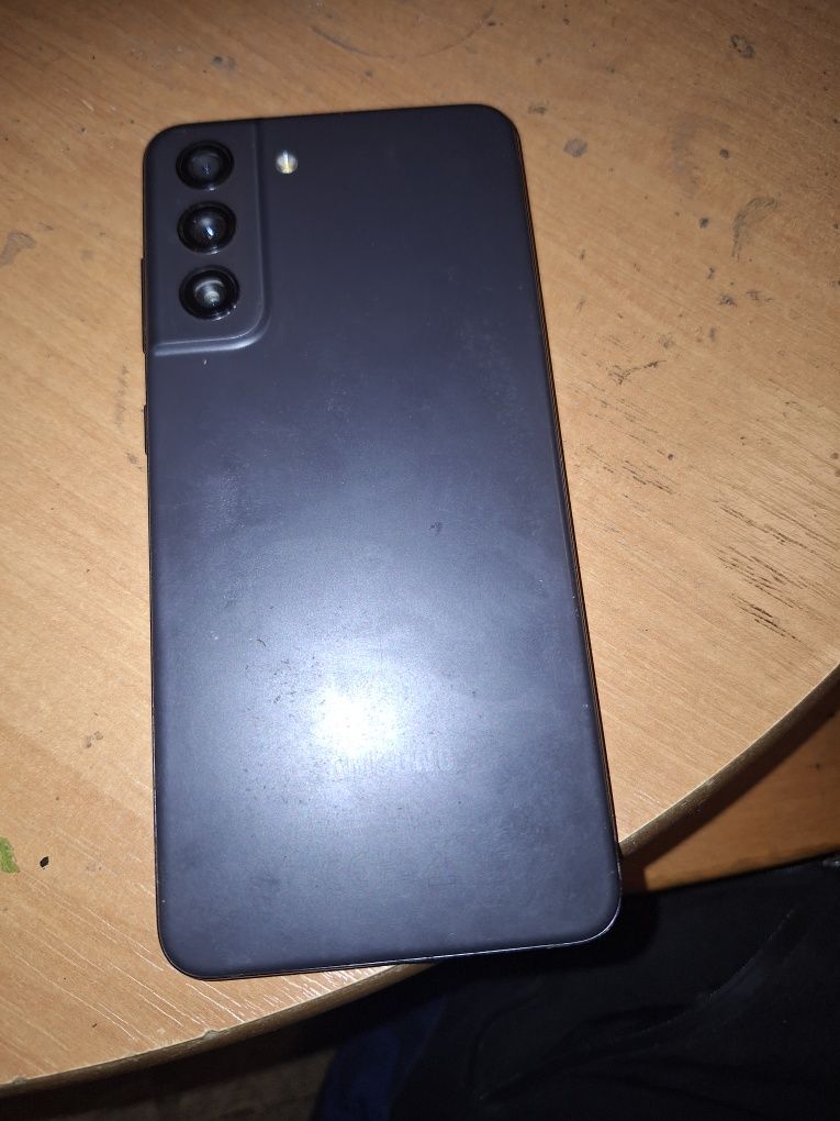 Samsung Galaxy s21 pe