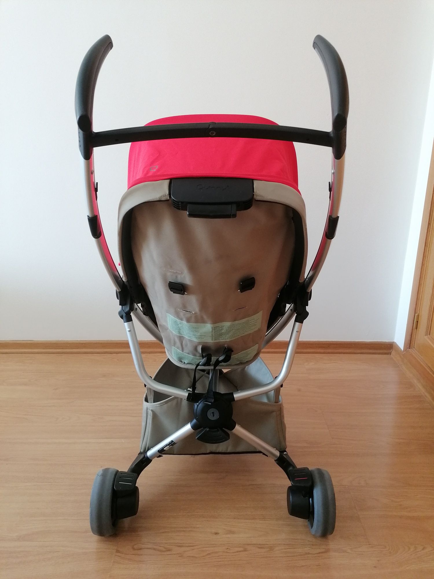 Carrinho de bebé Quinny Zapp Flex