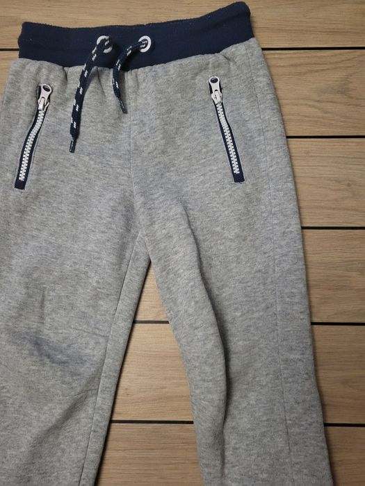 spodnie dresowe firmy Cool Club rozmiar 104 cm