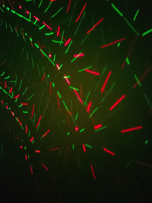 LED-ПРОЕКТОР для свят:Різдва, Нового року. ДН. Працює і від павербанка