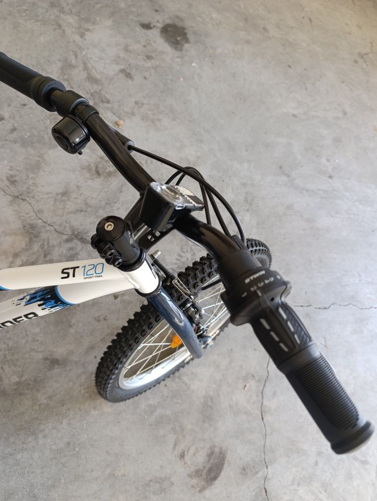 Bicicleta infantil como nova