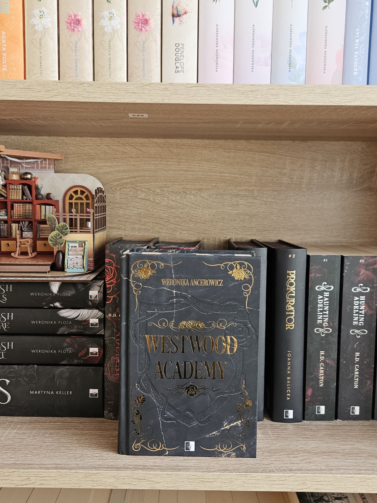 Westwood Academy wydanie specjalne / limitowane Z AUTOGRAFEM