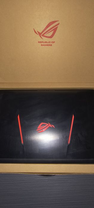 Asus ROG Strix GL553V i7 32gb SSD 1TB HDD 1TB GTX 1050ti