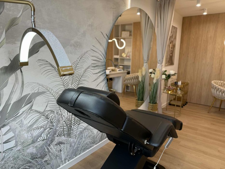 Modelki na makijaz permanentny brwi- promocja. Wolne terminy!