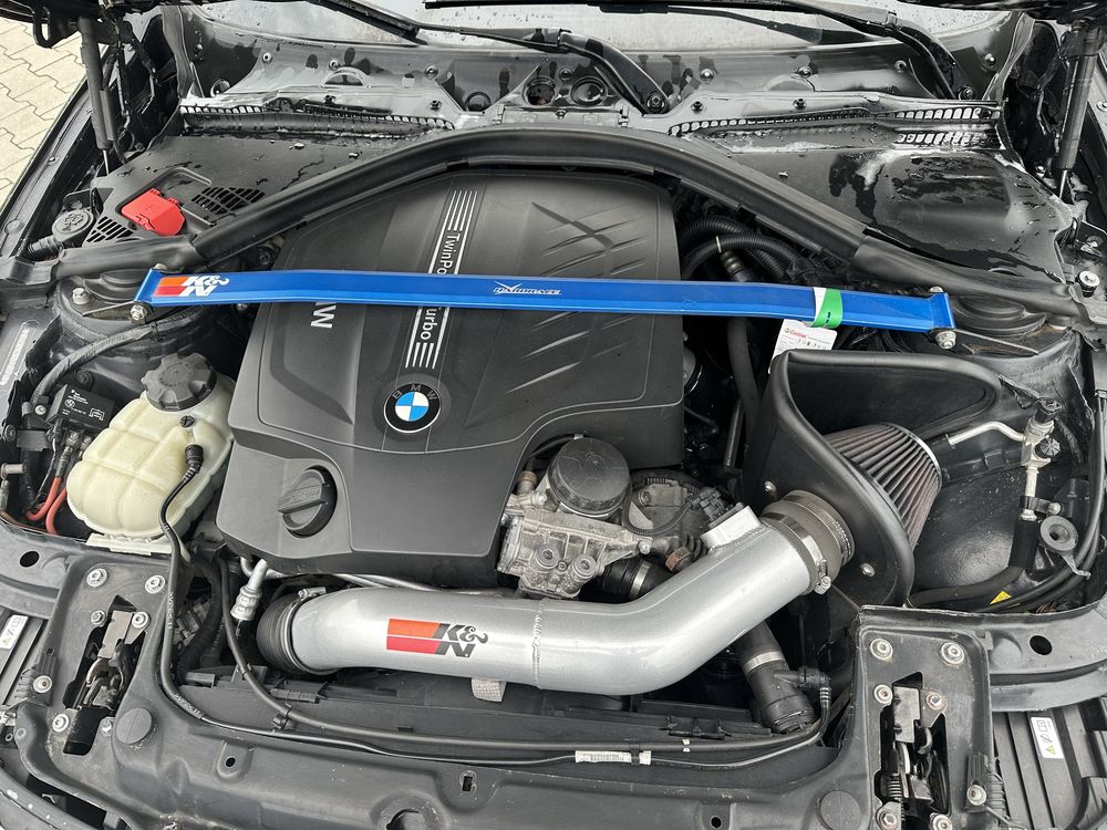 BMW F30 335i 420KM