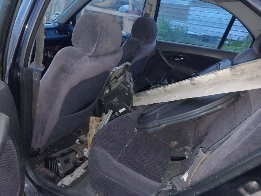 Honda Civic 1.5 gasolina de 98 so peças