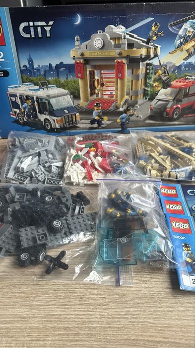 Лего 60008 Пограбування музею