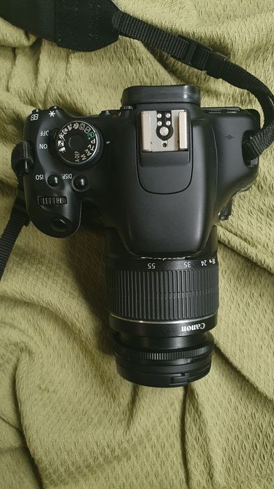 Фотоапарат Canon 600d